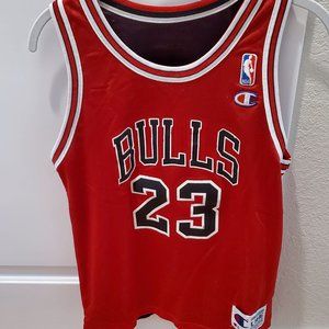 Michael Jordan Reversible Bulls Jersey - Y Large